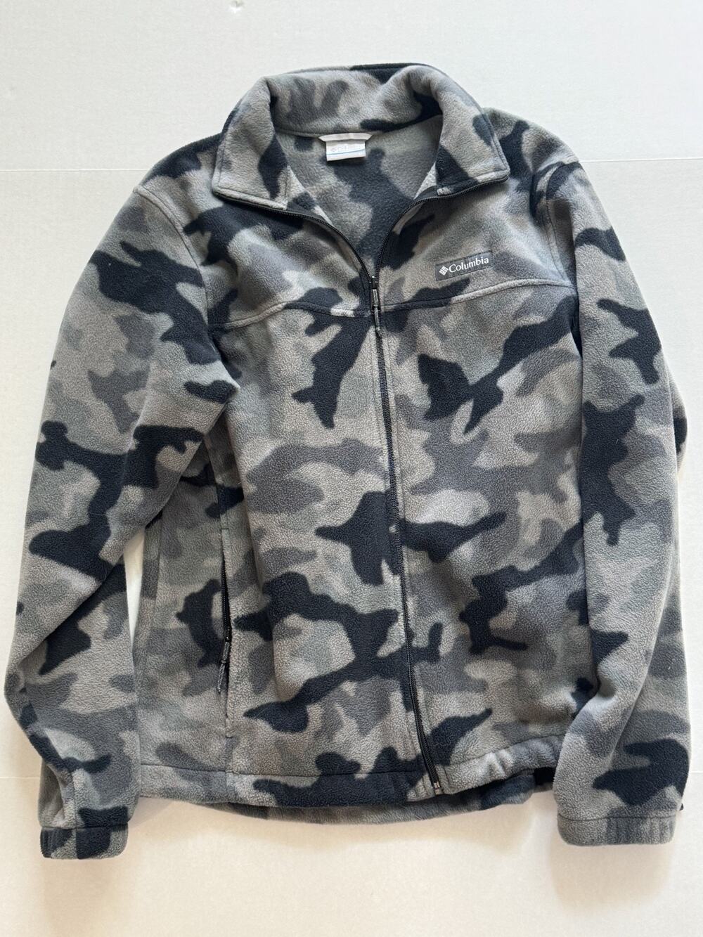 Columbia Sportswear Gray Black Camo Fleece Jacket Full Zip Men’s Medium